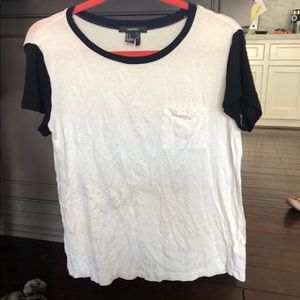 FOREVER 21 black white tee